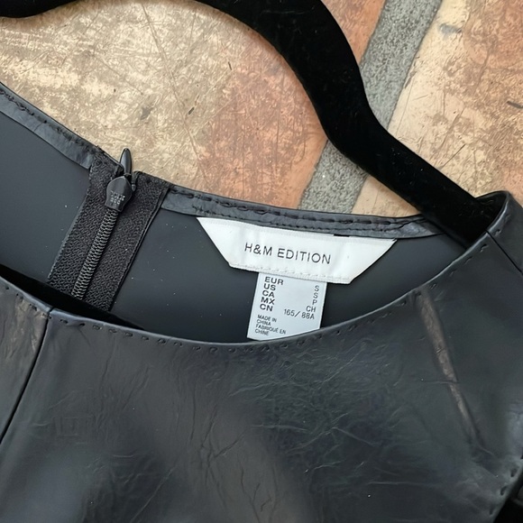 H&M Size Small Black Faux Leather Tank Top - Picture 3 of 12